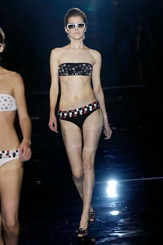 Look 100
